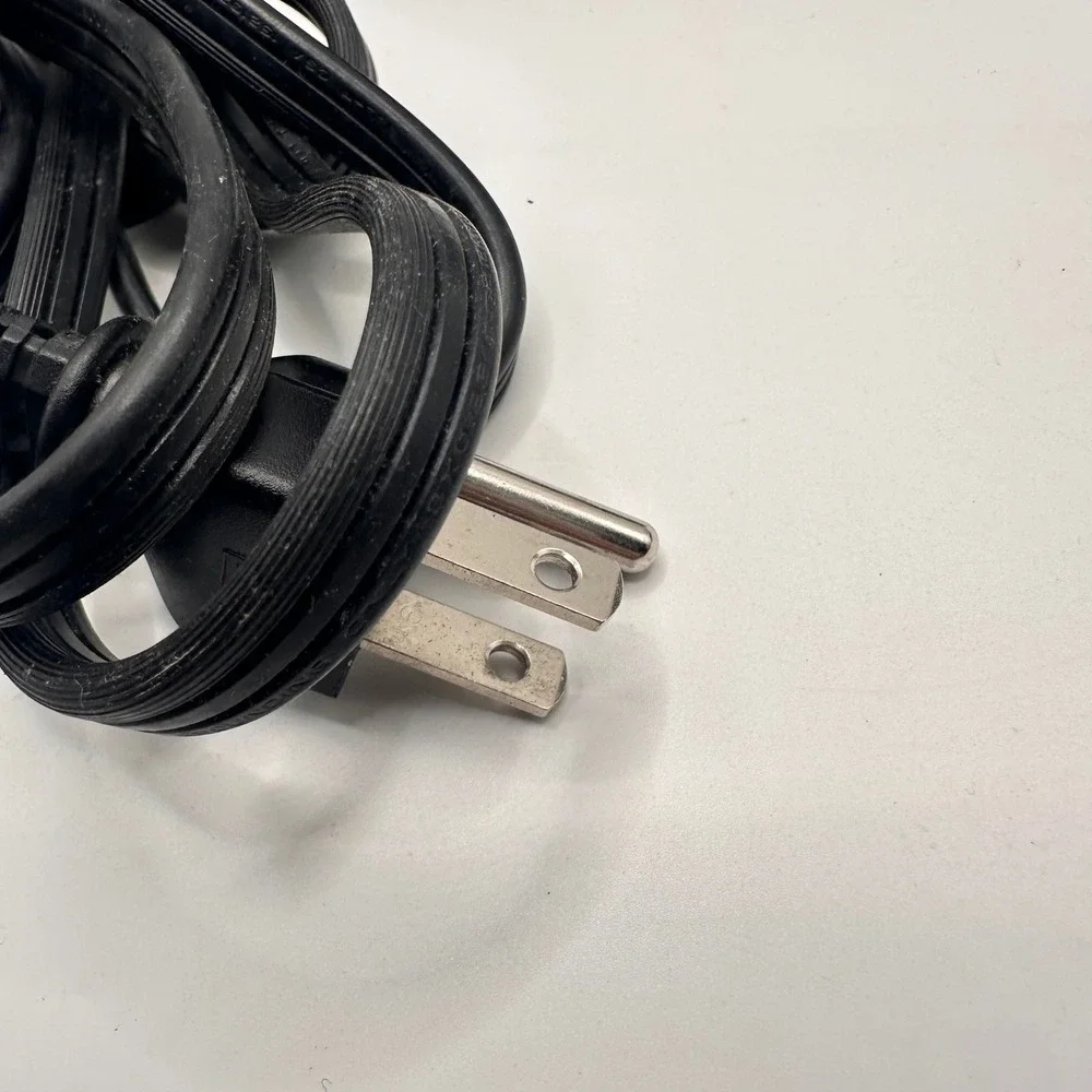 Dell 65W AC Adapter Charger 19.5V 3.34A PA-12 Family 0N6M8J DA65NM111-00